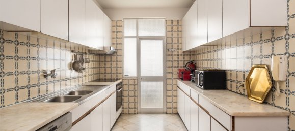 3 chambres Appartement à Porto, Portugal No. 136674 9