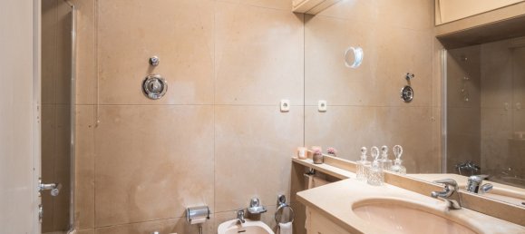 3 chambres Appartement à Porto, Portugal No. 136674 13