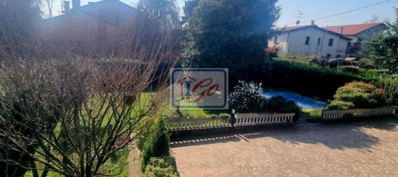 4غرفة فيلا في Vaprio d'Adda, Italy رقم 39428 15