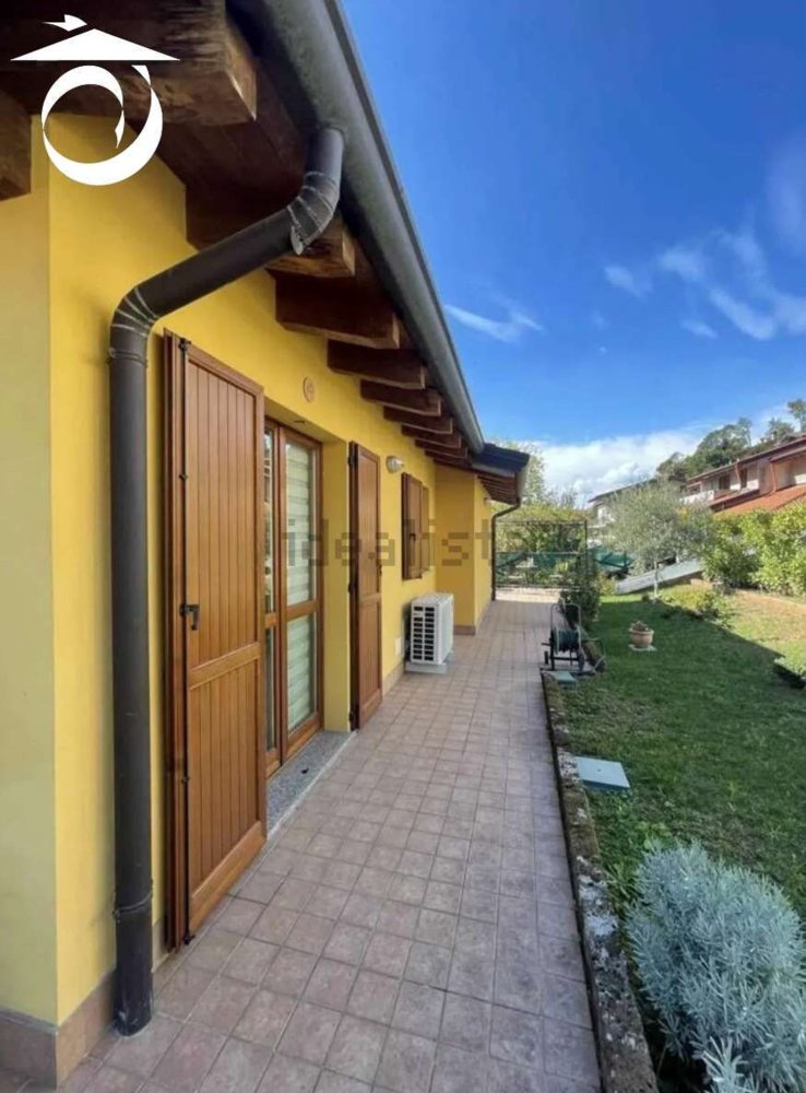 3غرفة شقة في Ponteranica, Italy رقم 3433