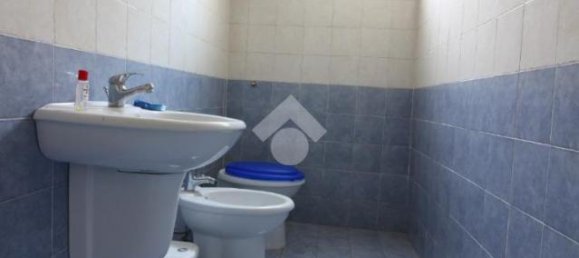 3-salle Garage à Erice, Italy No. 91678 9