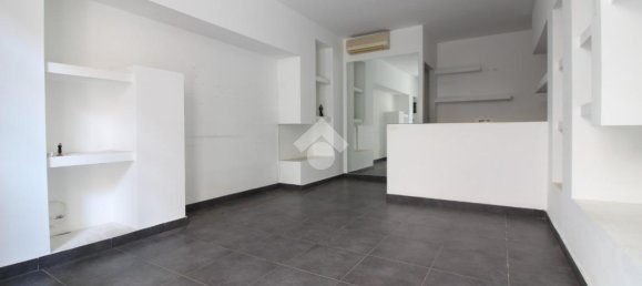 3-salle Garage à Erice, Italy No. 91678 26