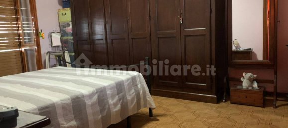 Вилла с 3 спальнями в Мортара, Италия № 233459 15