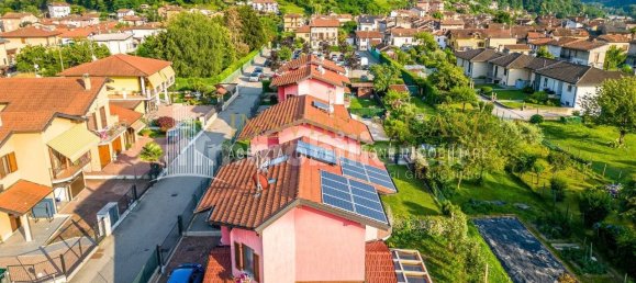 2 bedrooms House in Luino, Italy No. 63959 20