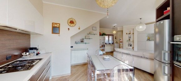 2 bedrooms House in Luino, Italy No. 63959 32