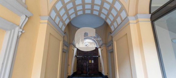 1 bedroom Apartment in Turin, Italy No. 281090 8