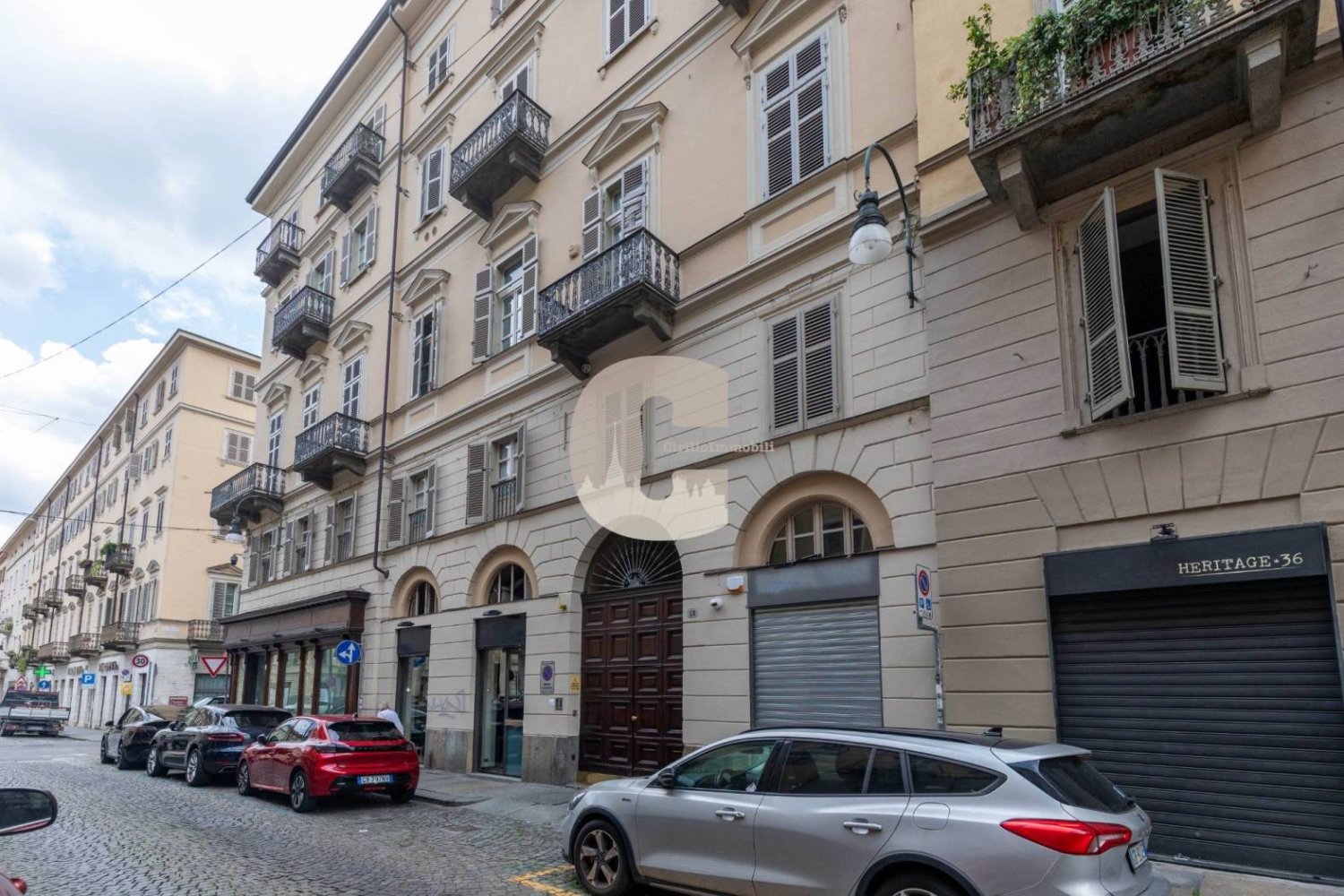 1 bedroom Apartment in Turin, Italy No. 281090