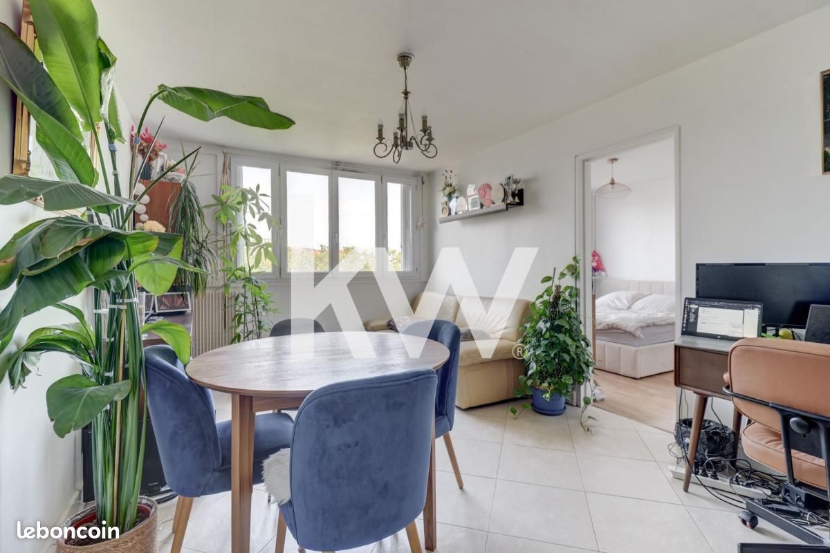 1 bedroom Apartment in Issy-les-Moulineaux, France No. 330639