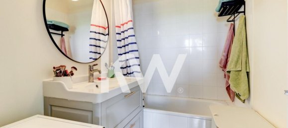 1 bedroom Apartment in Issy-les-Moulineaux, France No. 330639 6