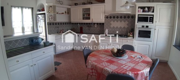 4 bedrooms House in Vervins, France No. 253808 26