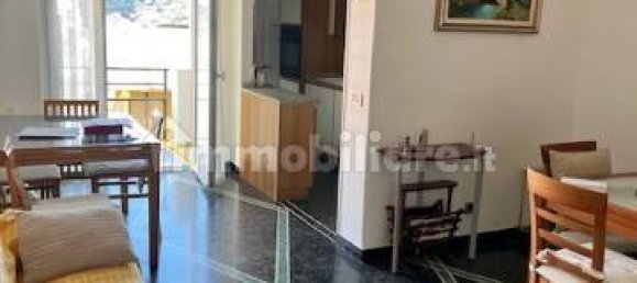 2 Schlafzimmer Wohnung in Genoa, Italy, Nr. 352351 11