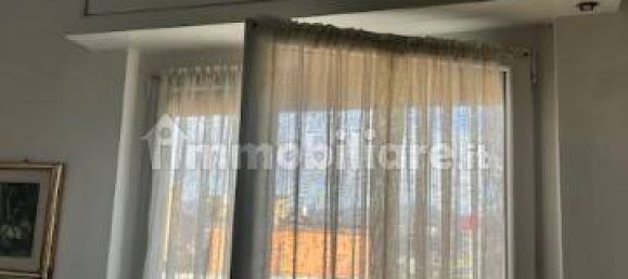 2 Schlafzimmer Wohnung in Genoa, Italy, Nr. 352351 8