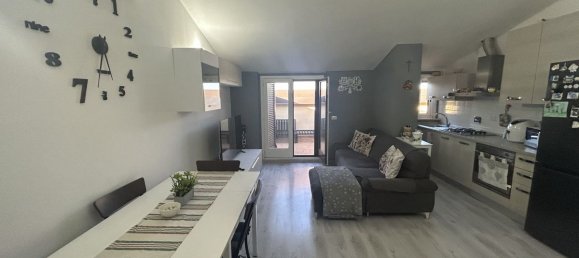 2 Schlafzimmer Penthouse in Marsciano, Italy, Nr. 320320 3