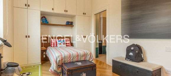 5 bedrooms Apartment in Rome, Italy No. 132062 20