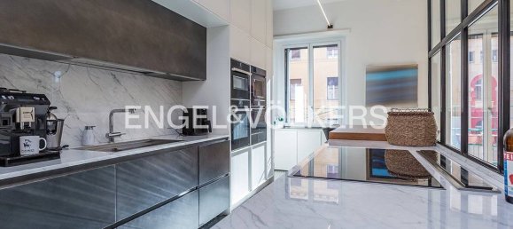 5 bedrooms Apartment in Rome, Italy No. 132062 9