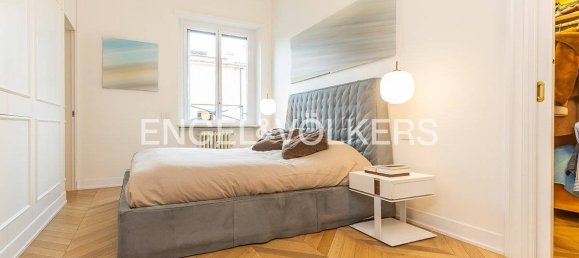 5 bedrooms Apartment in Rome, Italy No. 132062 15