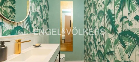 5 bedrooms Apartment in Rome, Italy No. 132062 12