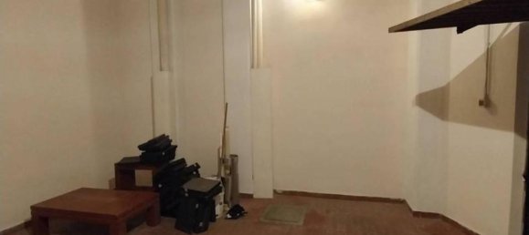 30m² Garage in Rome, Italy No. 108312 11