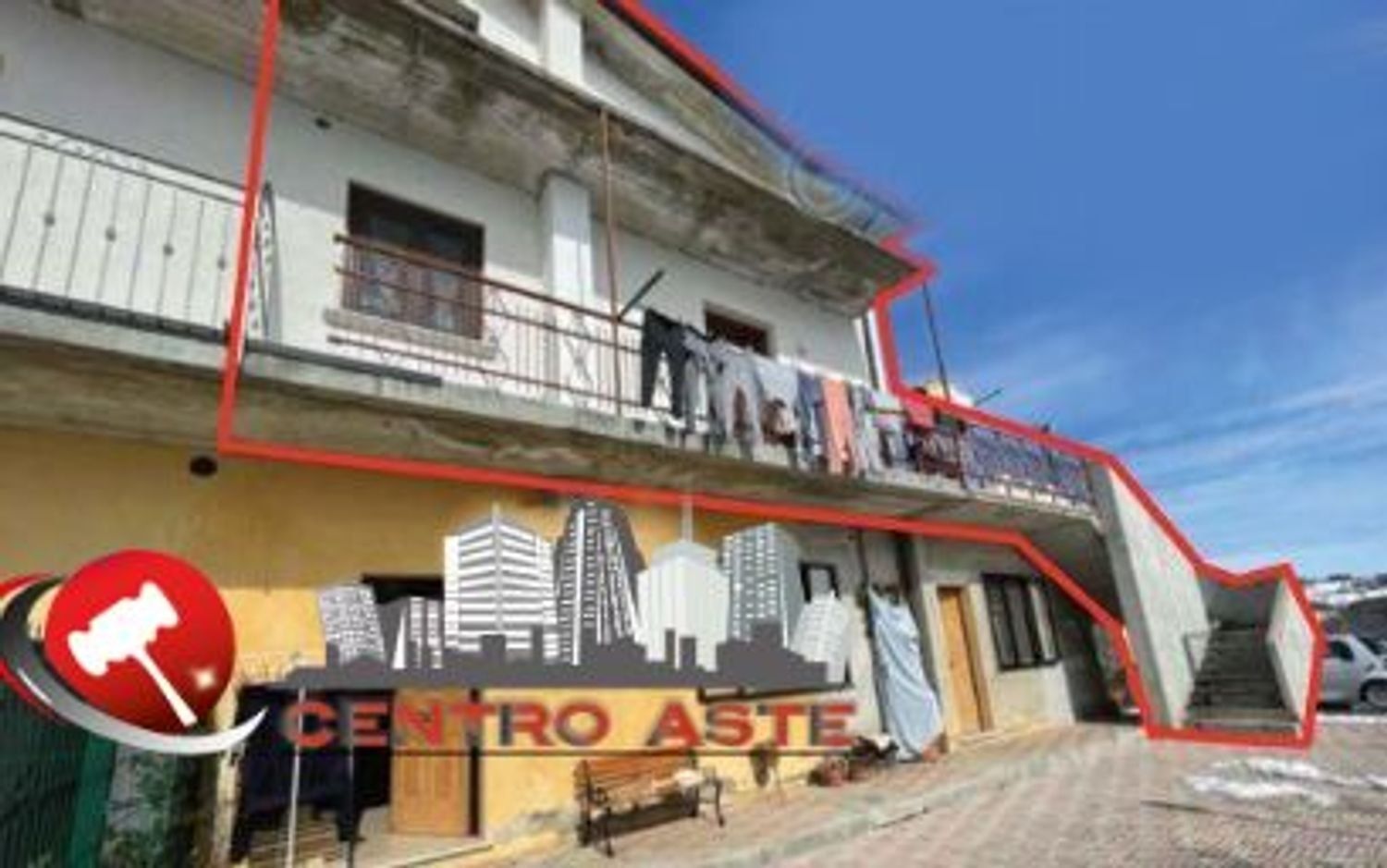 5 rooms Apartment in Campobasso, Italy No. 297027