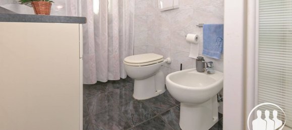 3 rooms Apartment in Turin, Italy No. 119269 17