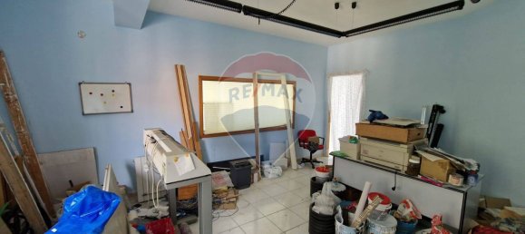 5-salle Appartement à Favara, Italy No. 148309 17