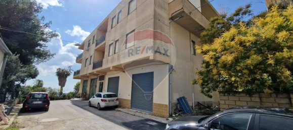 5-salle Appartement à Favara, Italy No. 148309 21