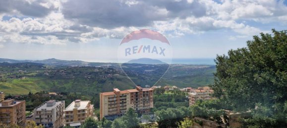 5-salle Appartement à Favara, Italy No. 148309 26