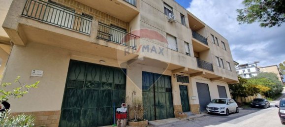 5-salle Appartement à Favara, Italy No. 148309 24