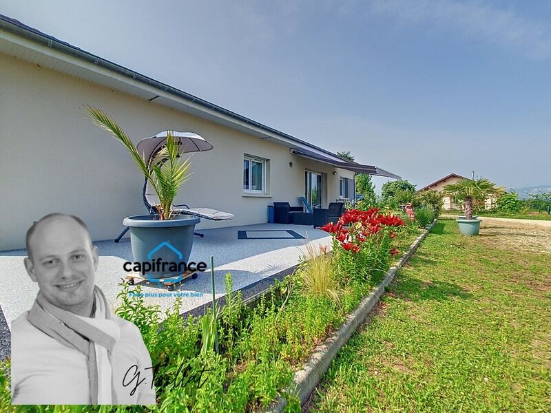 Casa de 3 dormitorios en Le Pont-de-Beauvoisin, France No. 325483