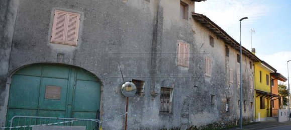 3 chambres Maison à Udine, Italy No. 134967 2