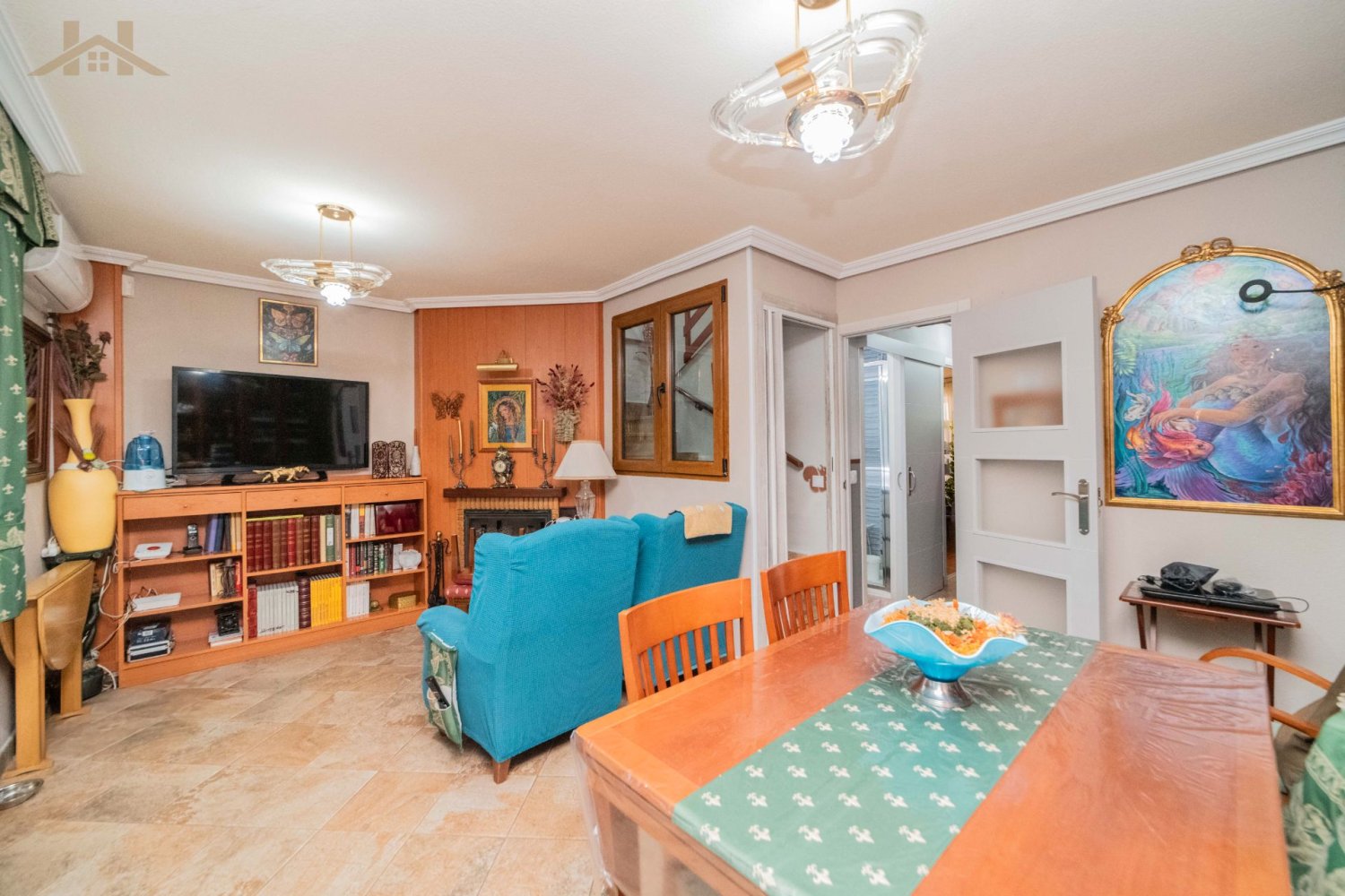 5 bedrooms Townhouse in Moralzarzal, Spain No. 251479