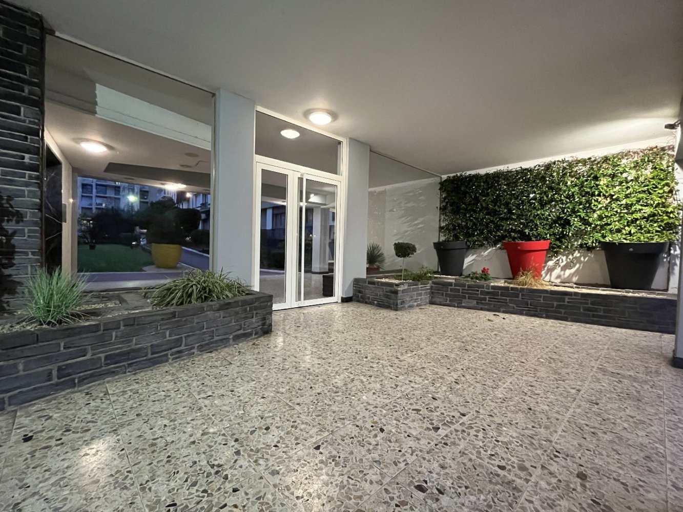 2 Schlafzimmer Wohnung in Orleans, France, Nr. 50503