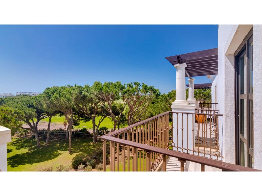 Apartamento de 2 dormitorios en Albufeira, Portugal No. 125133