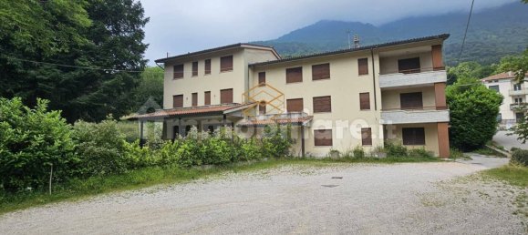 Здание 17000м² в Скио, Италия № 307984 5