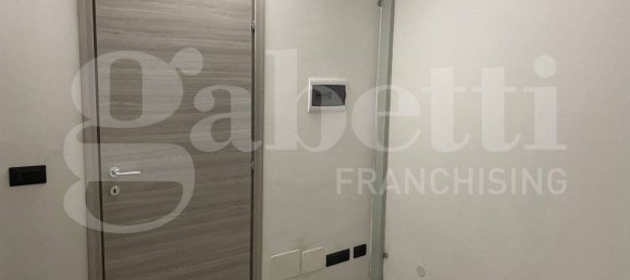 Propiedad comercial de 1 habitación en Rivoli, Italy No. 218757 5