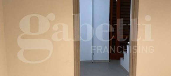 Propiedad comercial de 1 habitación en Rivoli, Italy No. 218757 6