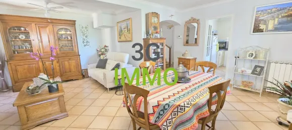 4 غرف نوم فيلا في Uzes, France رقم 350008 3