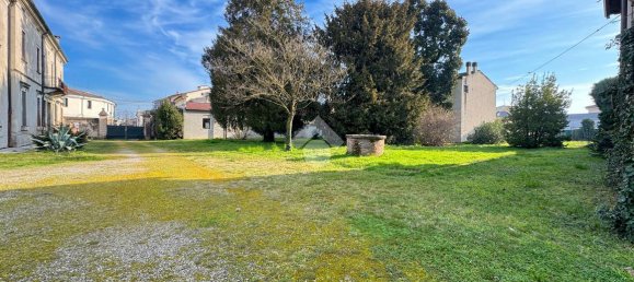 20 rooms House in Albaredo d'Adige, Italy No. 157460 20