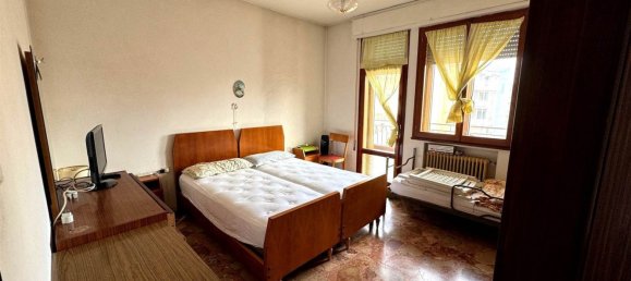 4 rooms Apartment in Chioggia, Italy No. 223397 11