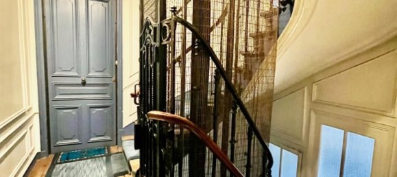 2 bedrooms Apartment in Paris, France No. 167595 15