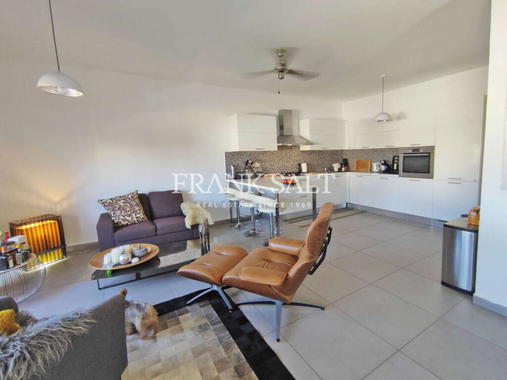 2 bedrooms Apartment in Swieqi, Malta No. 8362