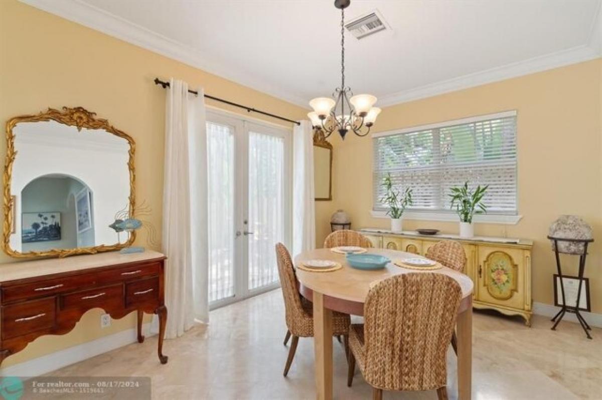 Дом с 4 спальнями в Форт-Лодердейл, США № 389335