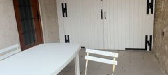 2 bedrooms Apartment in Mezy-sur-Seine, France No. 281287 5