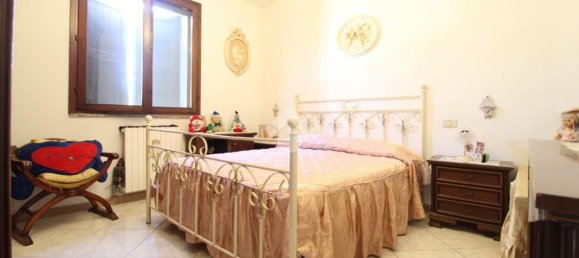 4-Zimmer Villa in Cadelbosco di Sopra, Italy, Nr. 111942 21