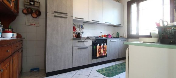 4-Zimmer Villa in Cadelbosco di Sopra, Italy, Nr. 111942 8