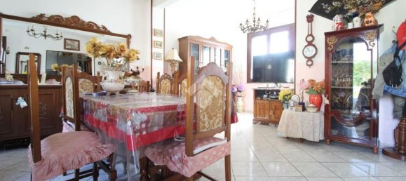 4-Zimmer Villa in Cadelbosco di Sopra, Italy, Nr. 111942 5