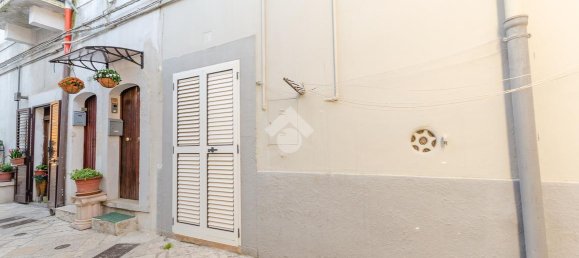 2 rooms House in Gioia del Colle, Italy No. 42760 2