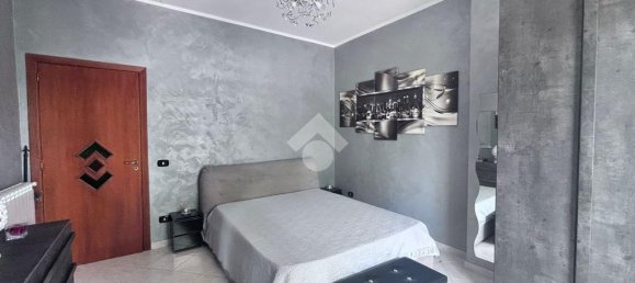 2 bedrooms Apartment in Casandrino, Italy No. 273361 3