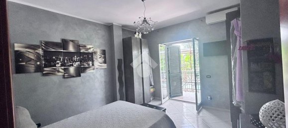 2 bedrooms Apartment in Casandrino, Italy No. 273361 4