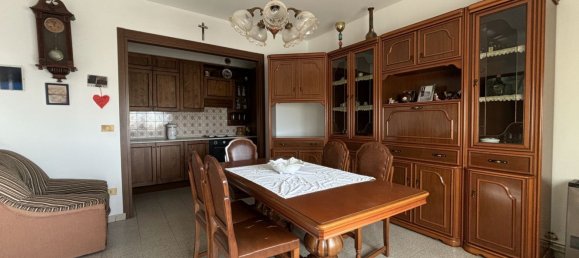 Дом с 7 комнатами в Корбола, Италия № 174176 15